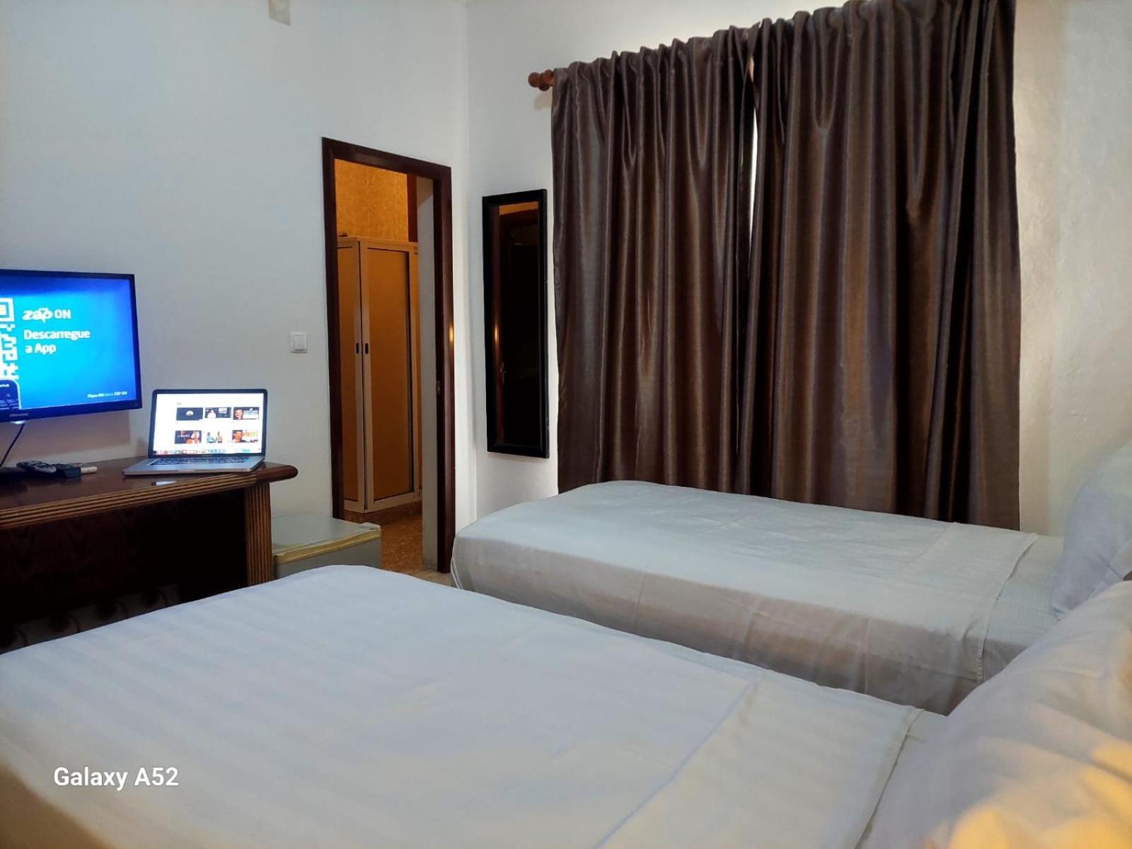 Hotel Residencial Ramire-Tour Benguela Εξωτερικό φωτογραφία